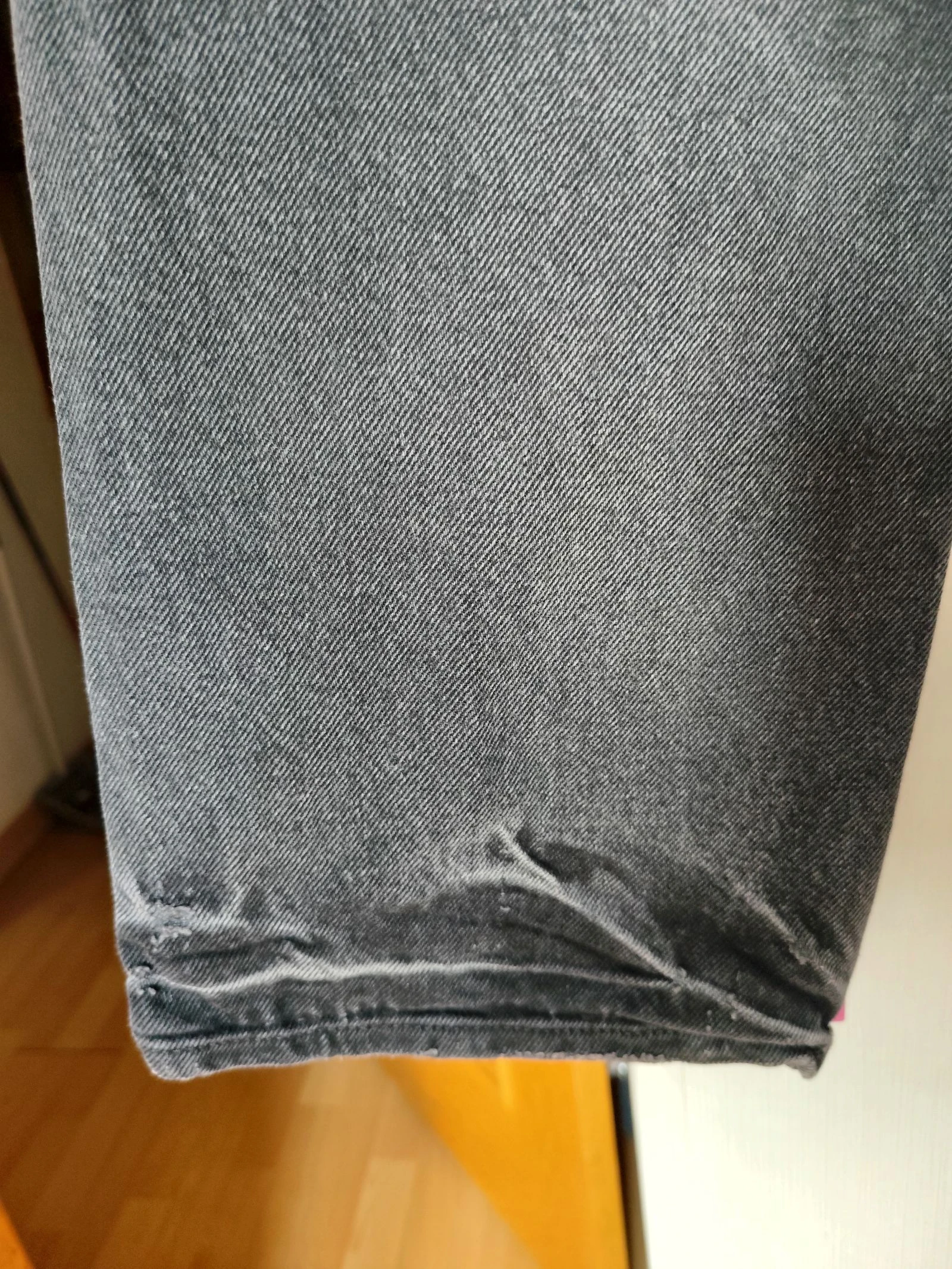 Calça jeans feminina Straight Fit efeito deslavado Zara Tamanho S/36 – photo 13